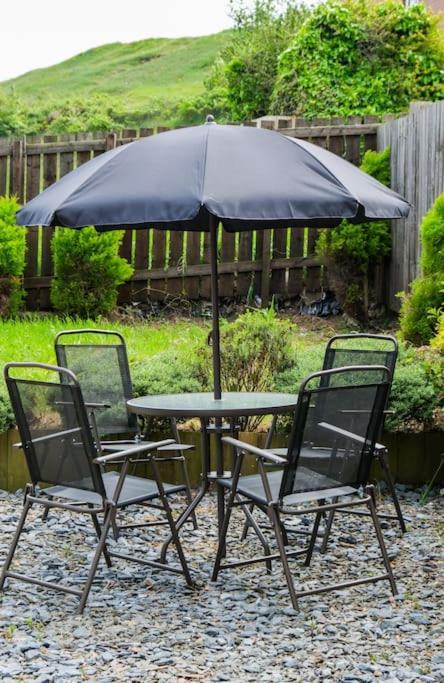 Apartment 3 Bed, Parking Inc 15 Percent Off For Monthly